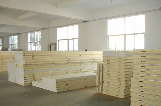  雙面彩鋼聚氨酯冷庫(kù)板